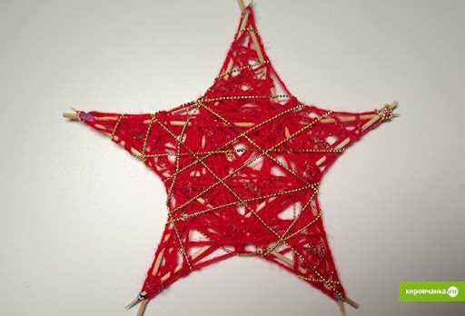 Декорирование рождественской звезды: идеи и техники